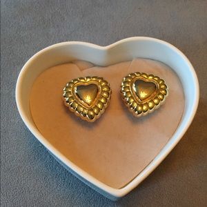 Escada heart earrings